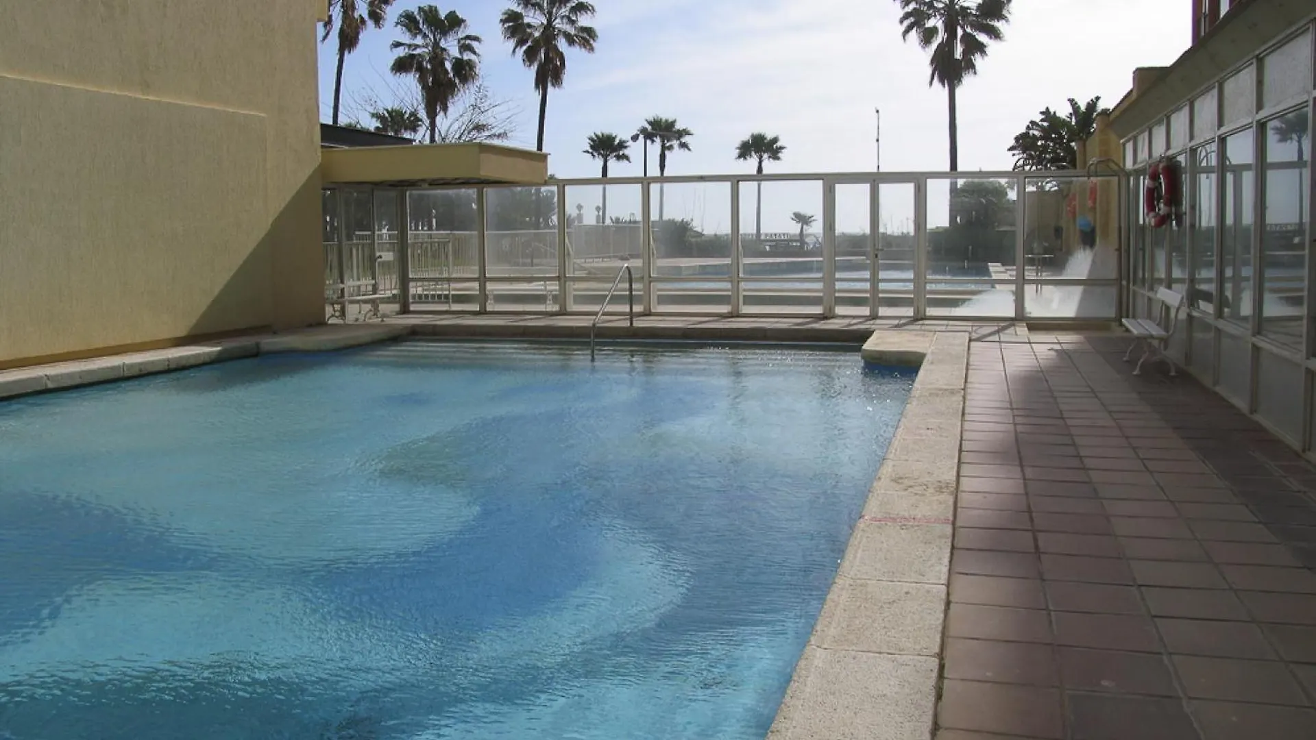 El Remo Deluxe Apartment Torremolinos 0*,