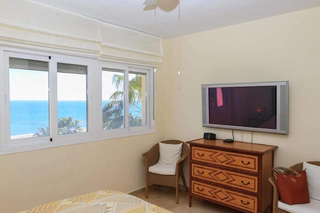 El Remo Deluxe Apartment Torremolinos Spain