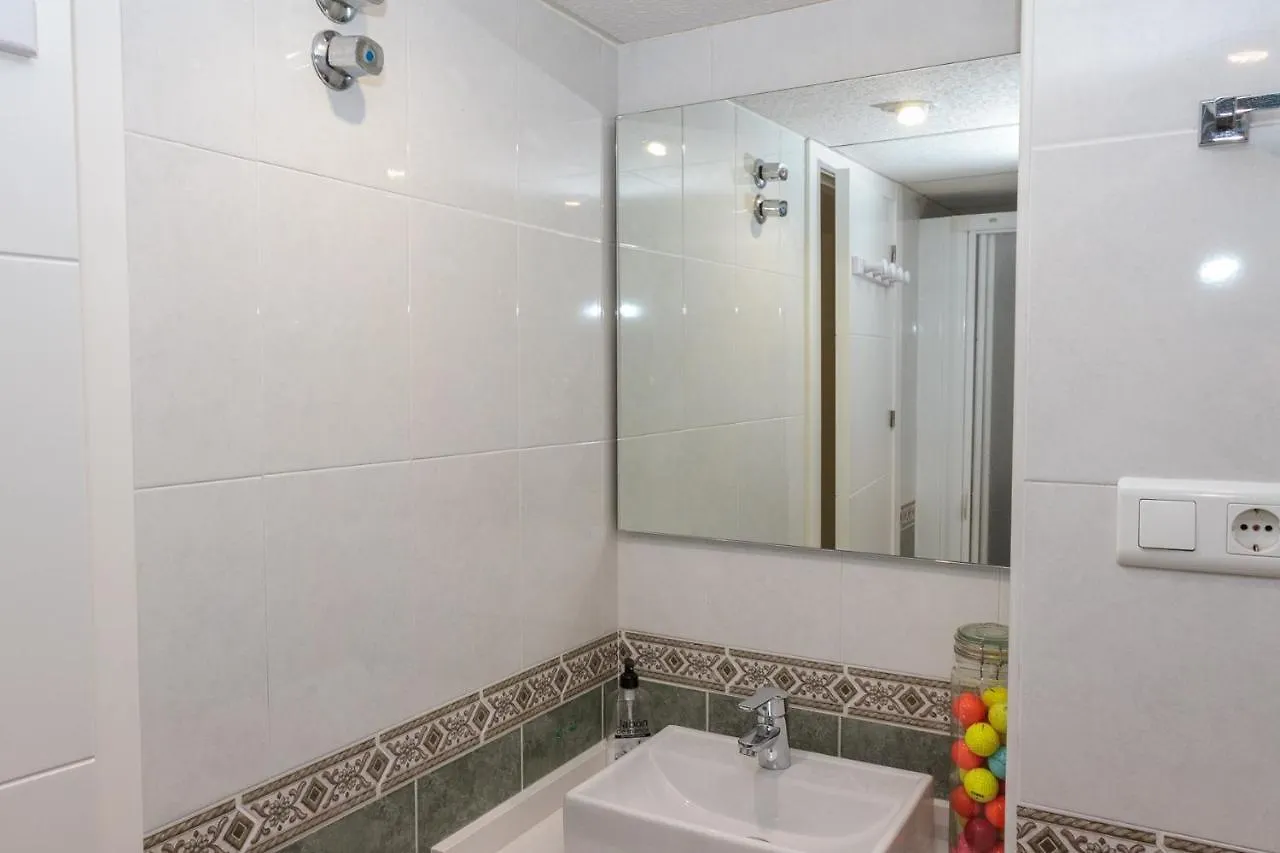 El Remo Deluxe Apartment Torremolinos 0*,